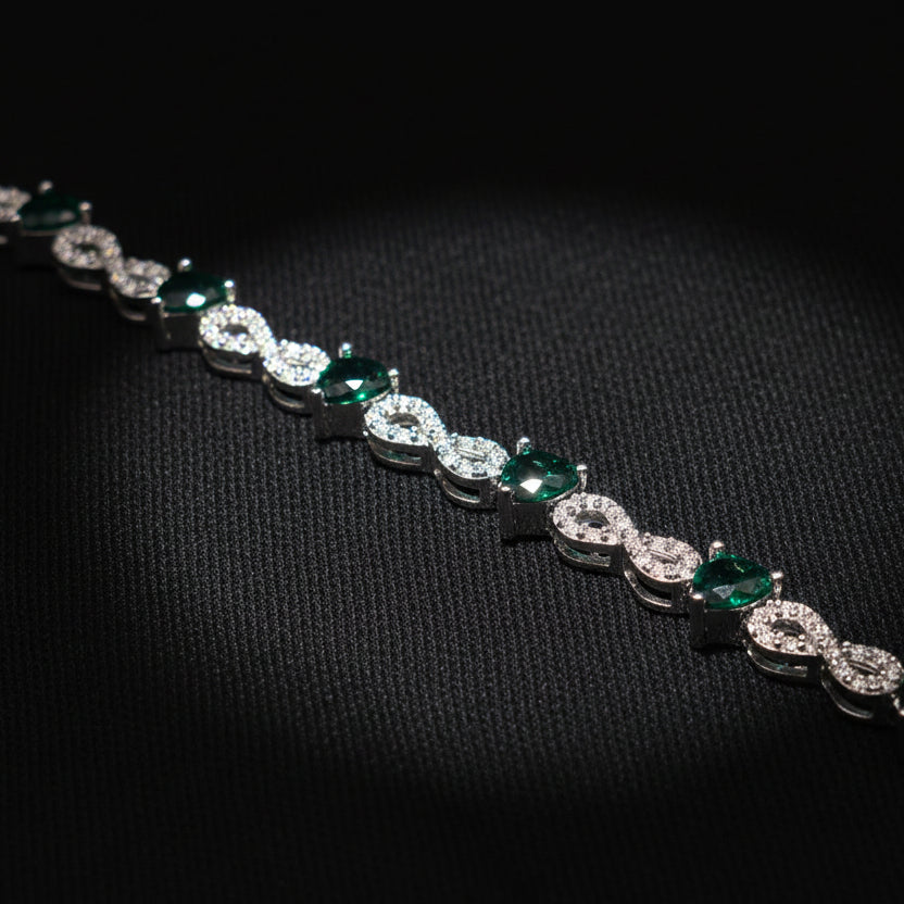 Moissanite 1.05 ctw Heart Infinite Bracelet