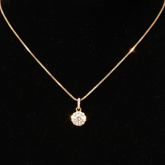 Moissanite 0.8 ctw Round Pendant