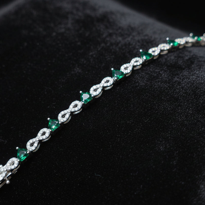 Moissanite 1.05 ctw Heart Infinite Bracelet